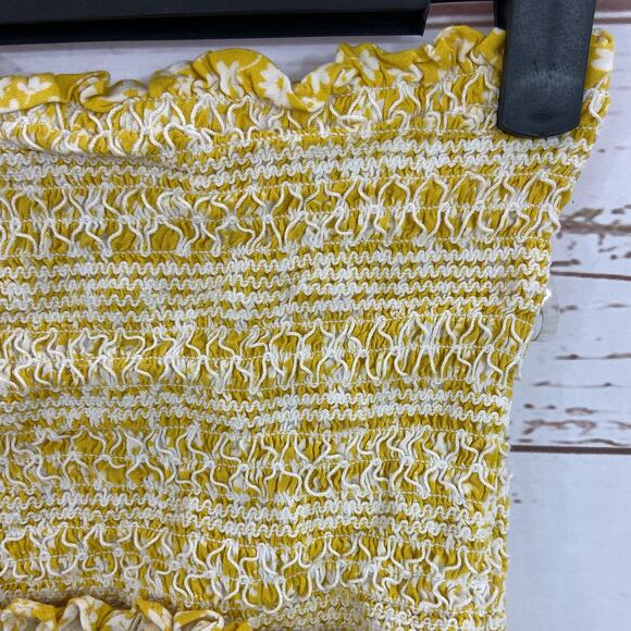 Windsor M Yellow Floral Smocked Ruffle Hem Strapless Cropped Tube Top - Picture 4 of 7